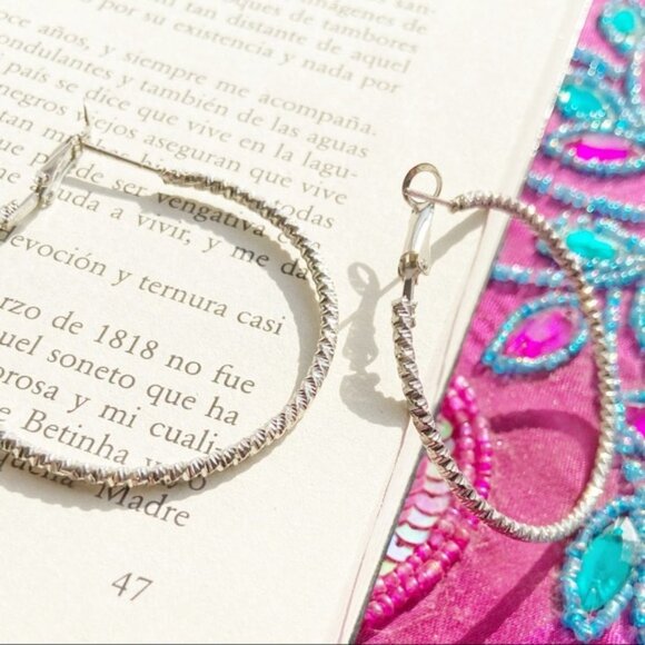 LARGE STATEMENT DAINTY HOOPS BOHO - Picture 1 of 1